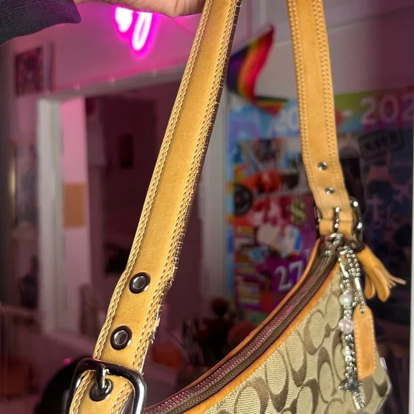 Coach Y2K Vintage Hamptons Demi East West Bauguette - Picture 6 of 11